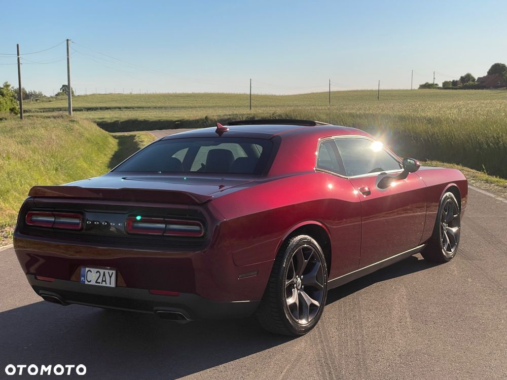 Dodge Challenger ver-3-6-sxt-plus - 14