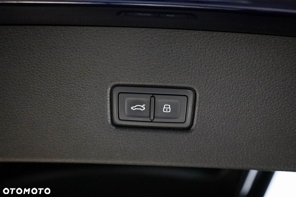 Audi Q5 Sportback - 30