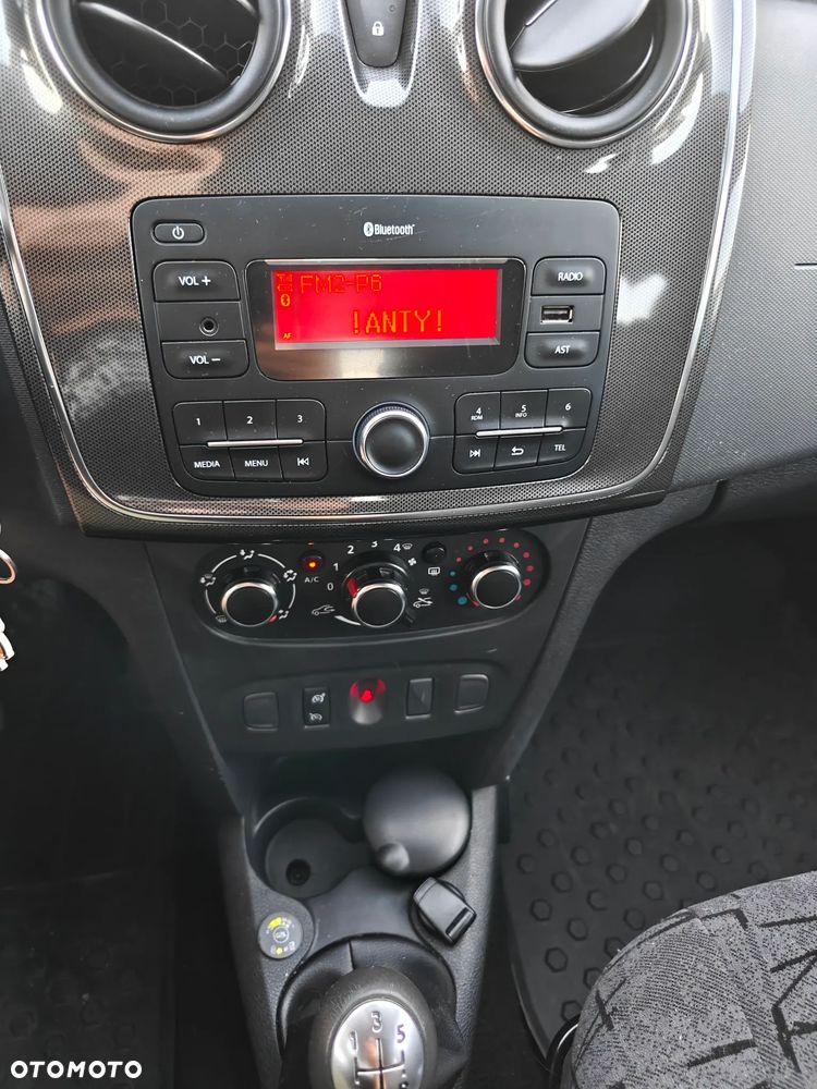 Dacia Sandero - 6