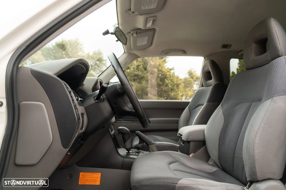 Mitsubishi Pajero 3.2 DI-D GLS ABS+CA - 16