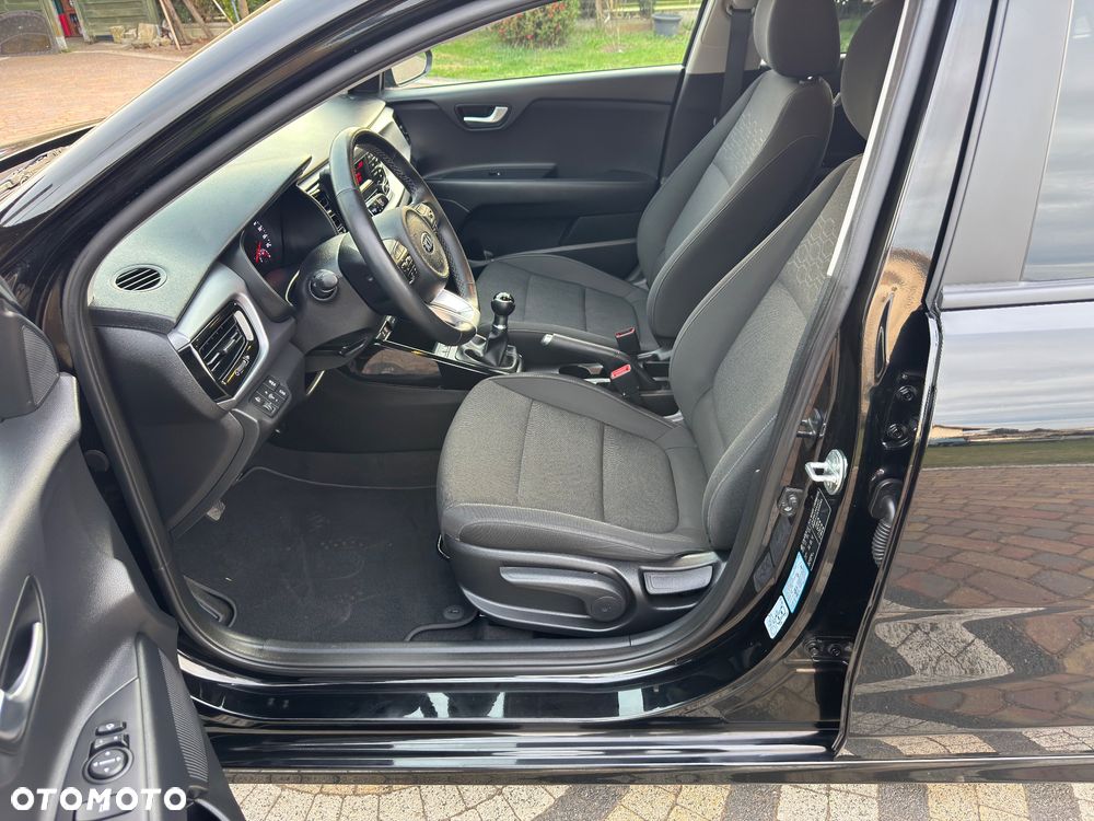 Kia Rio 1.2 ISG Dream Team Edition - 30