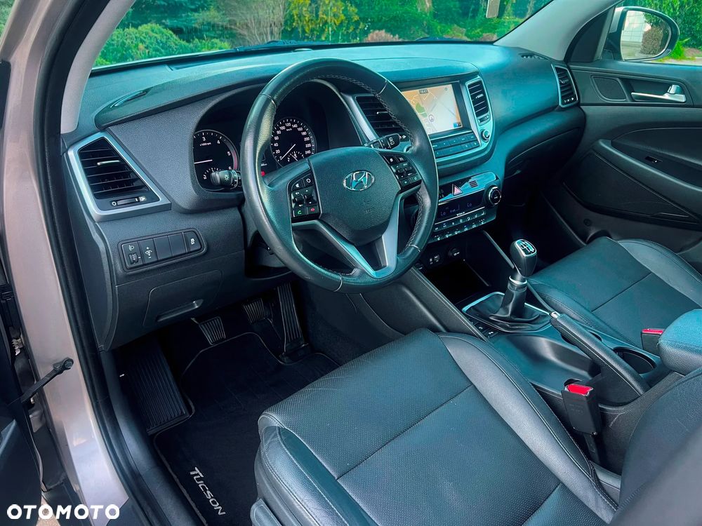 Hyundai Tucson blue 1.7 CRDi 2WD Passion Plus - 16