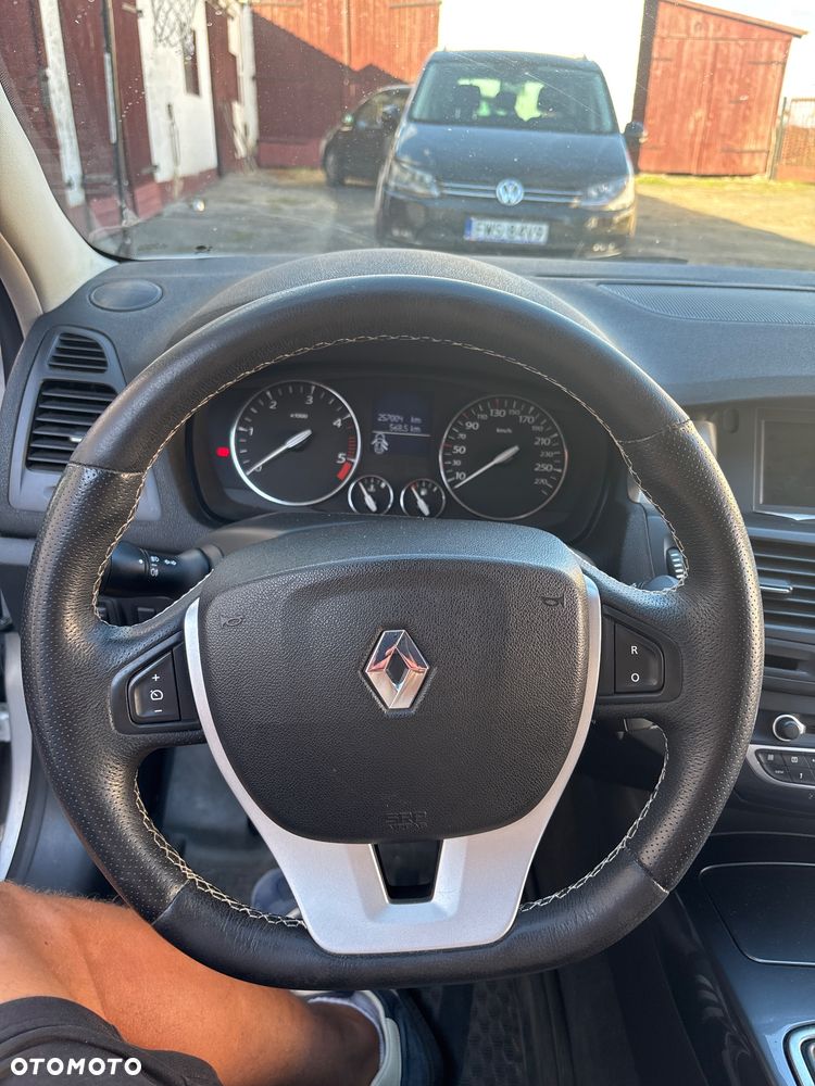 Renault Laguna - 17