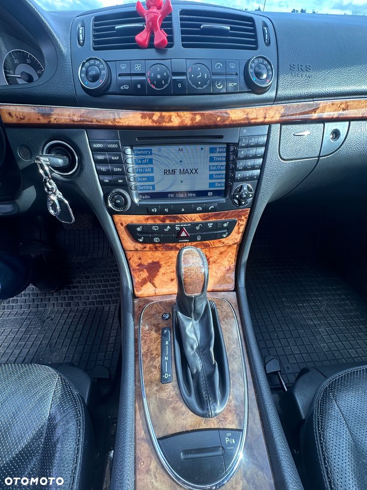 Mercedes-Benz Klasa E 220 CDI Automatik Elegance DPF - 14