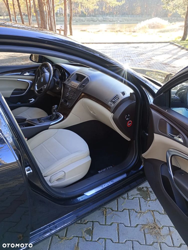 Opel Insignia 2.0 CDTI Cosmo - 11
