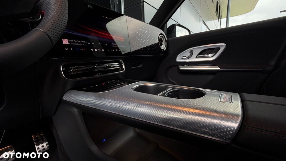 Mercedes-Benz GLB 250+ EQ 85kWh - 31
