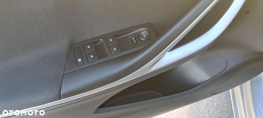 Opel Astra 1.6 D Start/Stop Business - 15