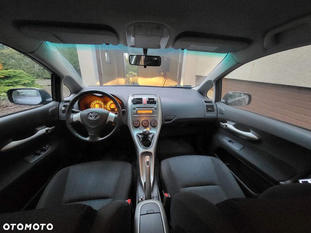 Toyota Auris - 6