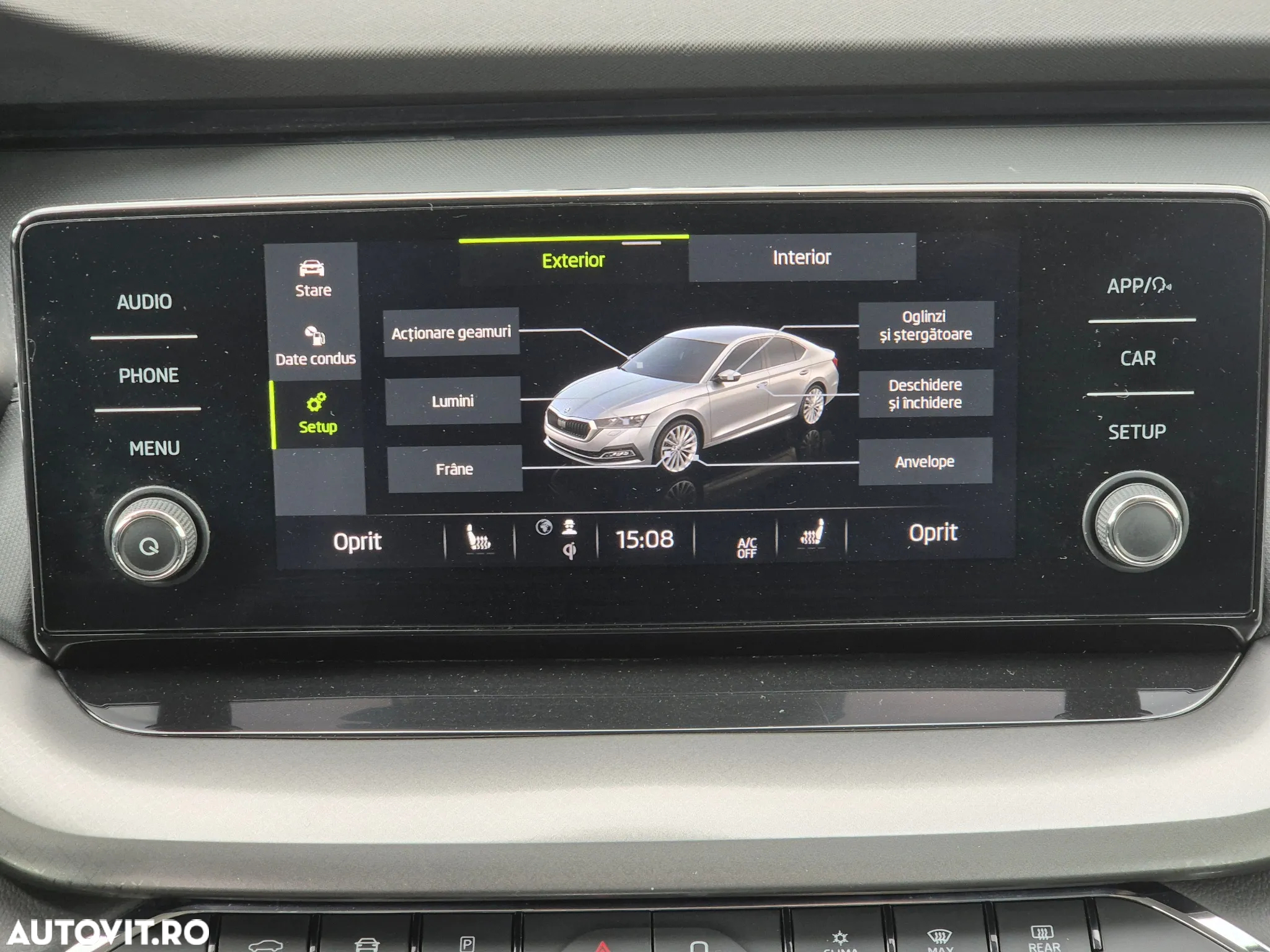 Skoda Octavia 2.0 TDI DSG Ambition - 24