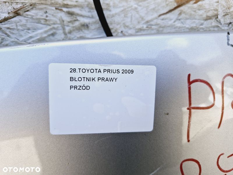toyota prius ii 2 błotnik prawy przód przedni - 2