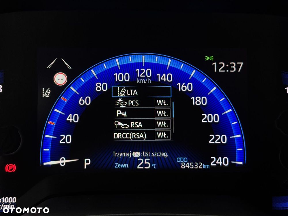 Toyota Corolla - 26