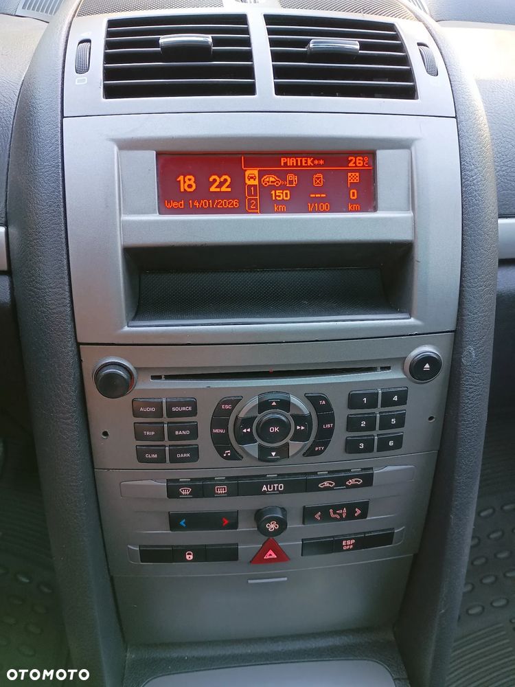 Peugeot 407 - 9