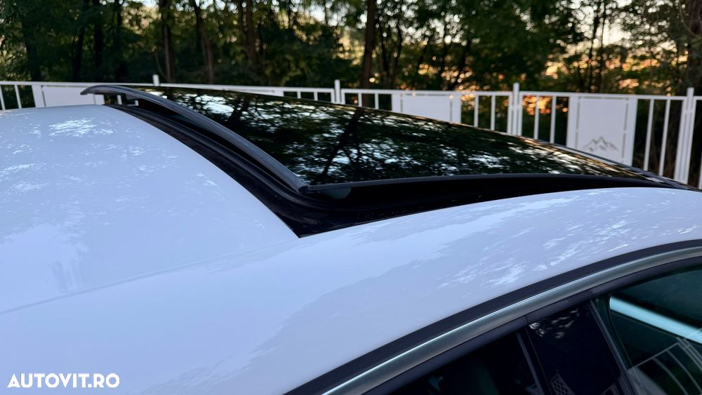 Volkswagen Passat CC 2.0 TDI BlueMotion Technology DSG - 10