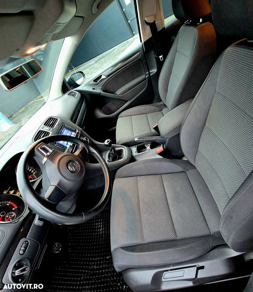 Volkswagen Golf 1.6 TDI BlueMotion Technology DPF Comfortline - 6