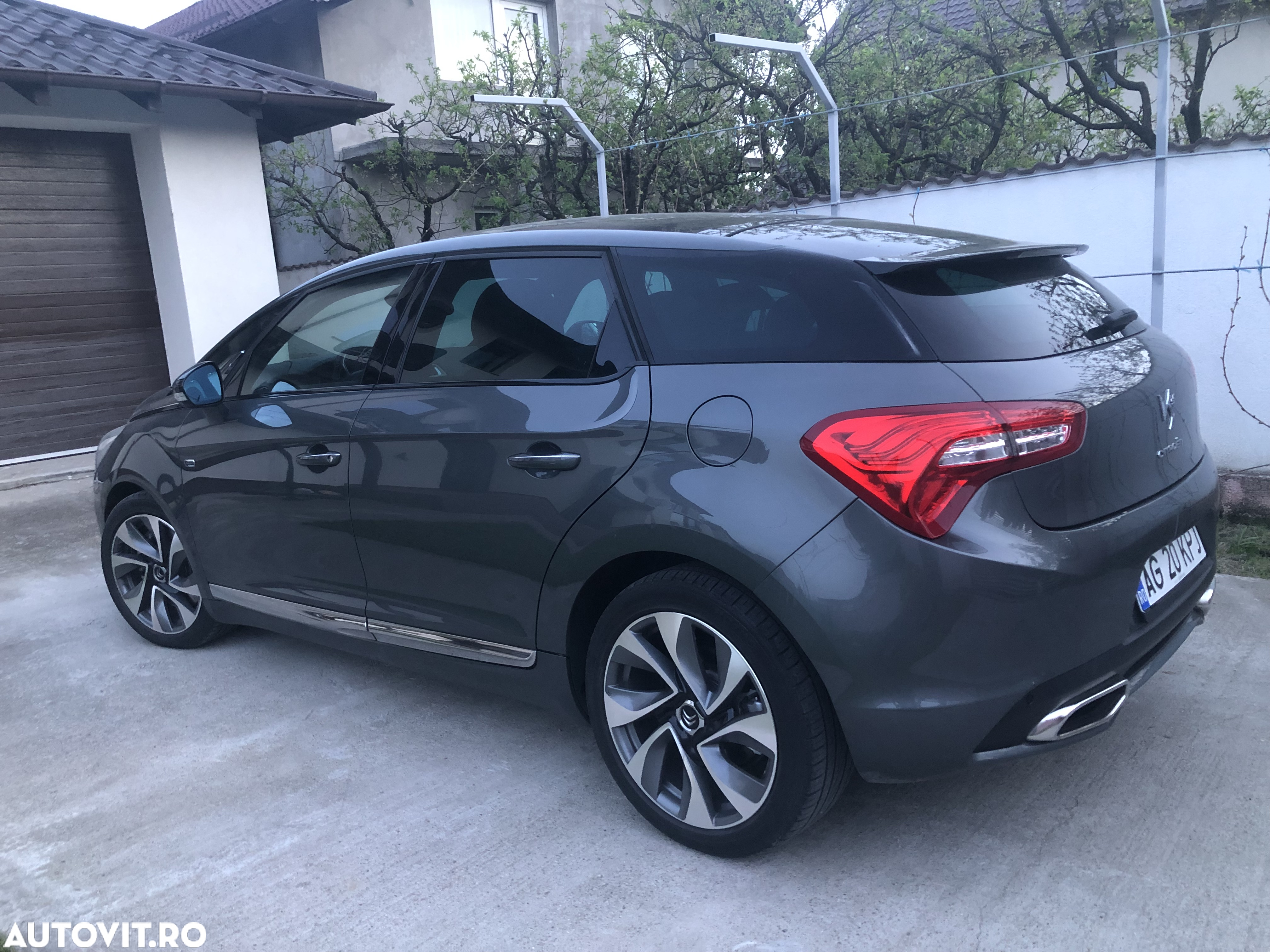 Citroën DS5 HDi 165 Aut. SportChic - 6