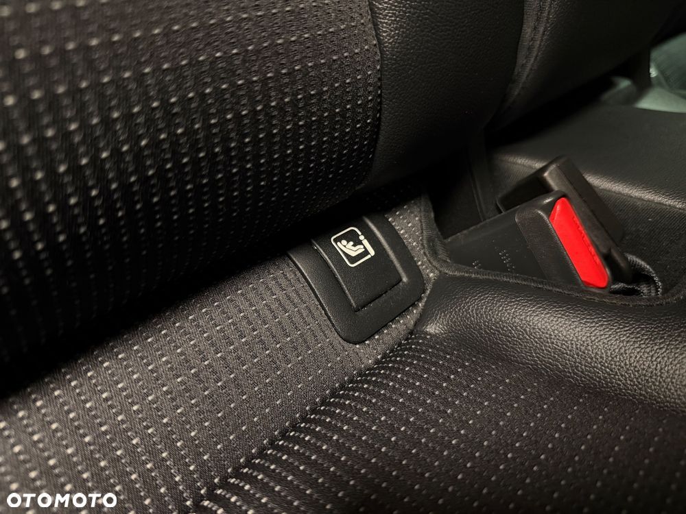 Kia Sportage 1.6 GDI Black Edition 2WD - 27