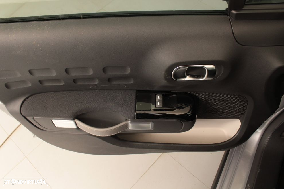 Citroën C3 1.2 PureTech Shine - 31