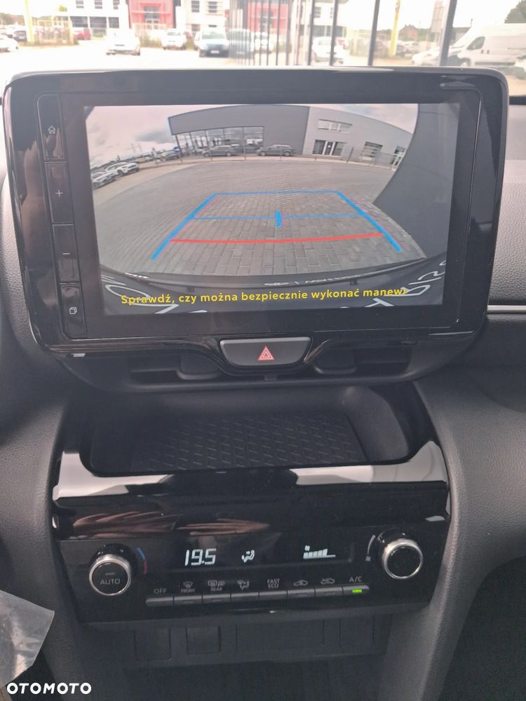 Toyota Yaris Cross - 13