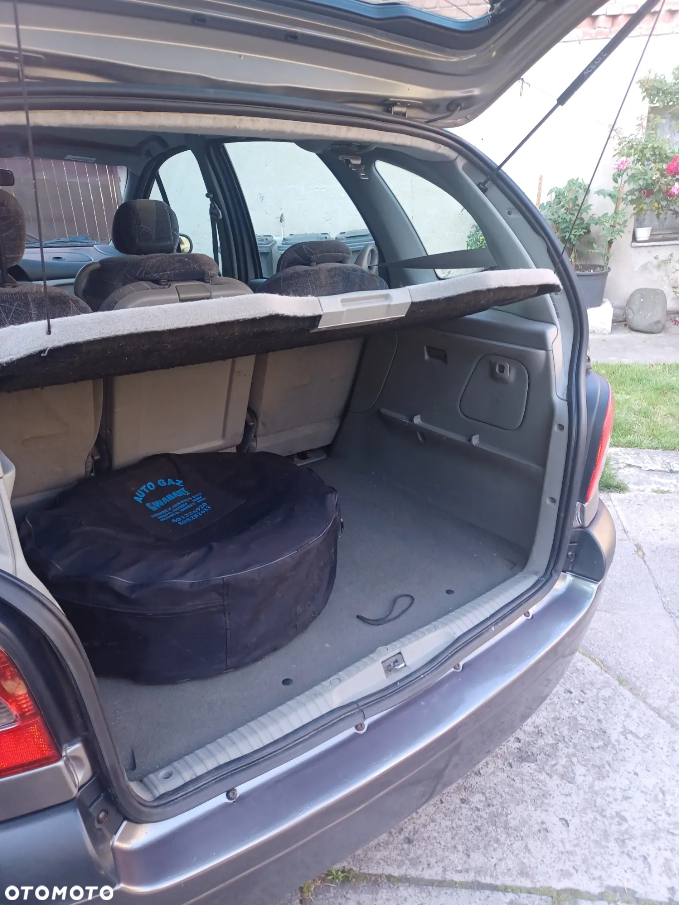 Renault Scenic - 8