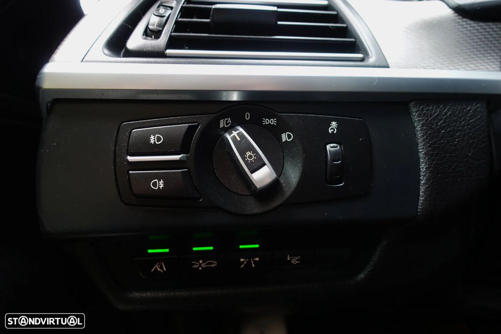 BMW 640 Gran Coupé d xDrive Pack M - 32