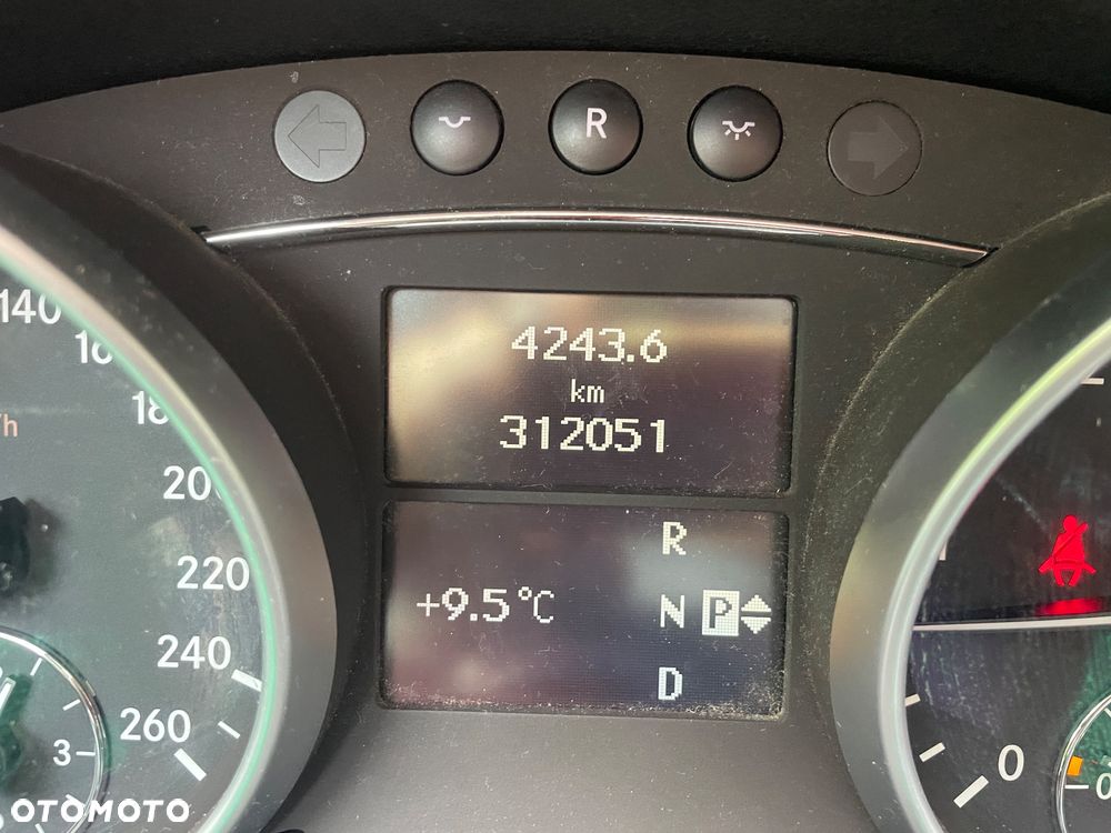 Mercedes-Benz ML 320 CDI 4Matic 7G-TRONIC - 2