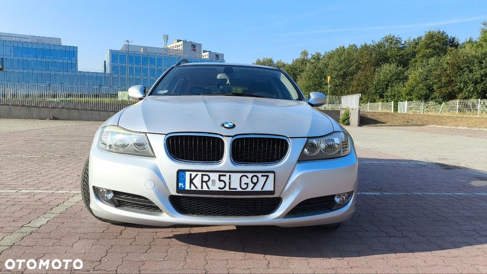 BMW Seria 3 318d - 2
