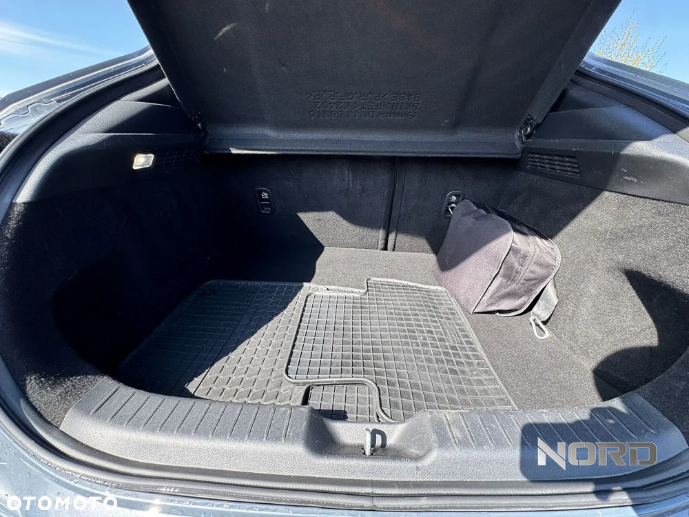 Mazda MX-30 e-SKYACTIV - 33