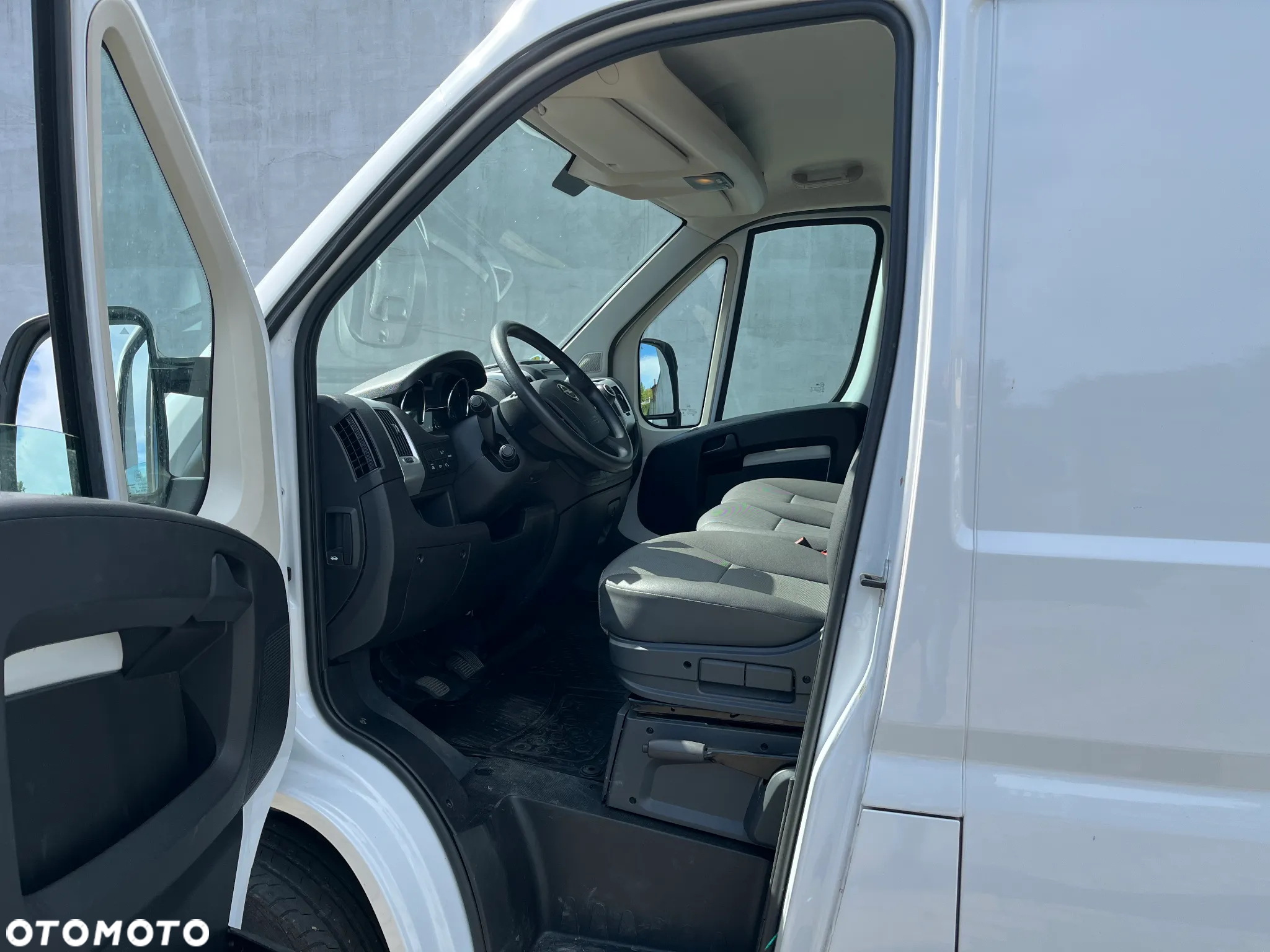 Opel Movano - 8