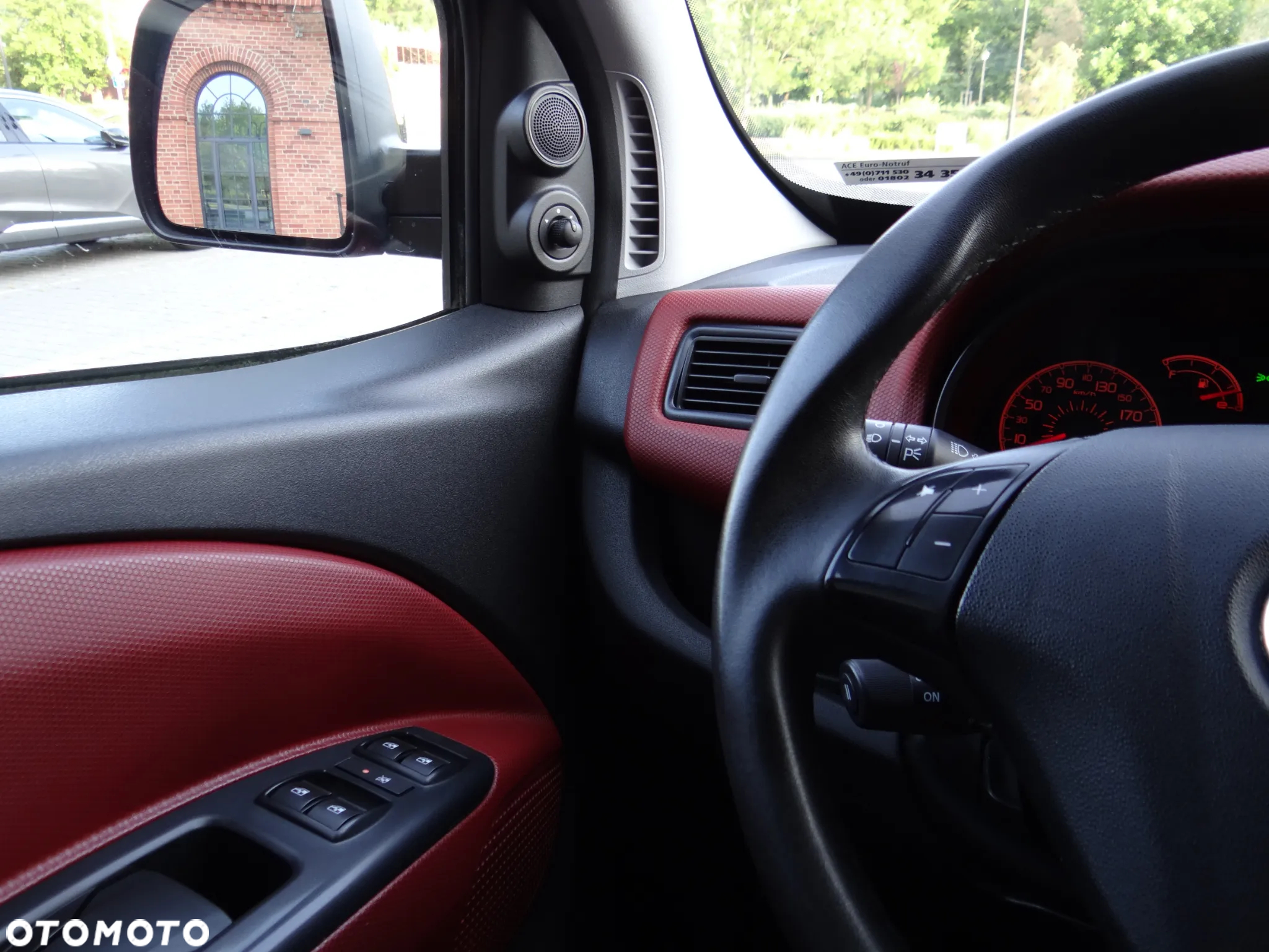 Fiat Doblo 1.4 16V Emotion - 25