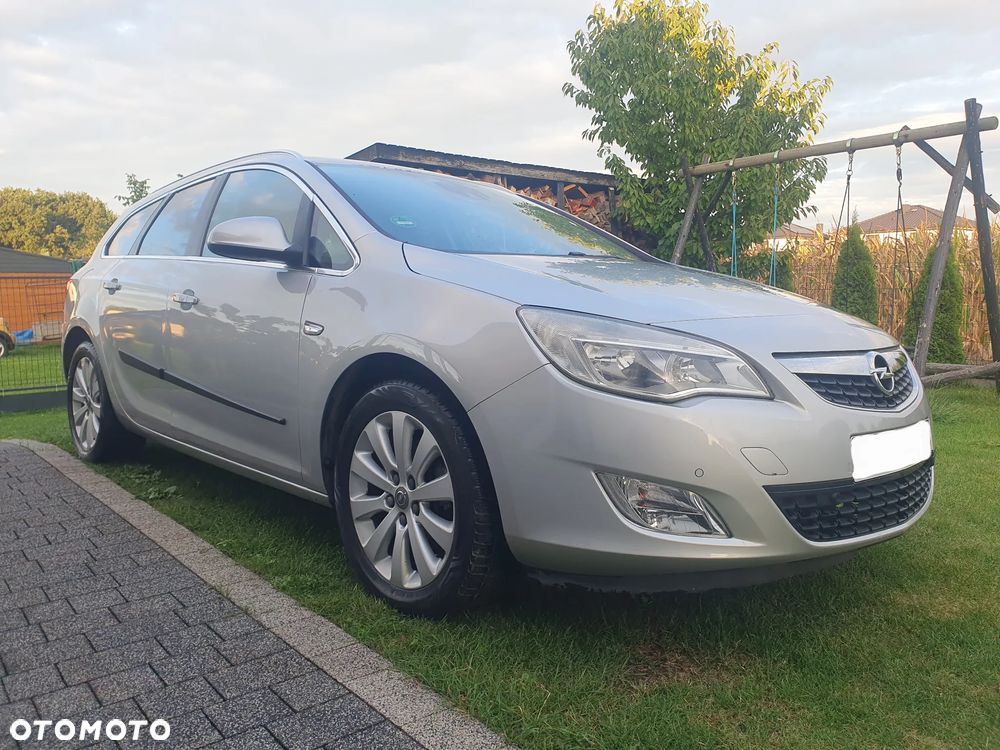 Opel Astra IV 1.6 T Cosmo - 17