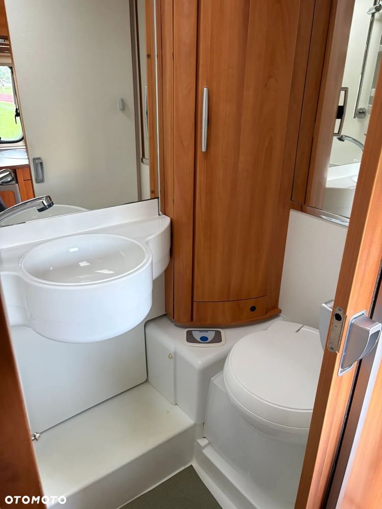Hymer-Eriba exsis i - 17