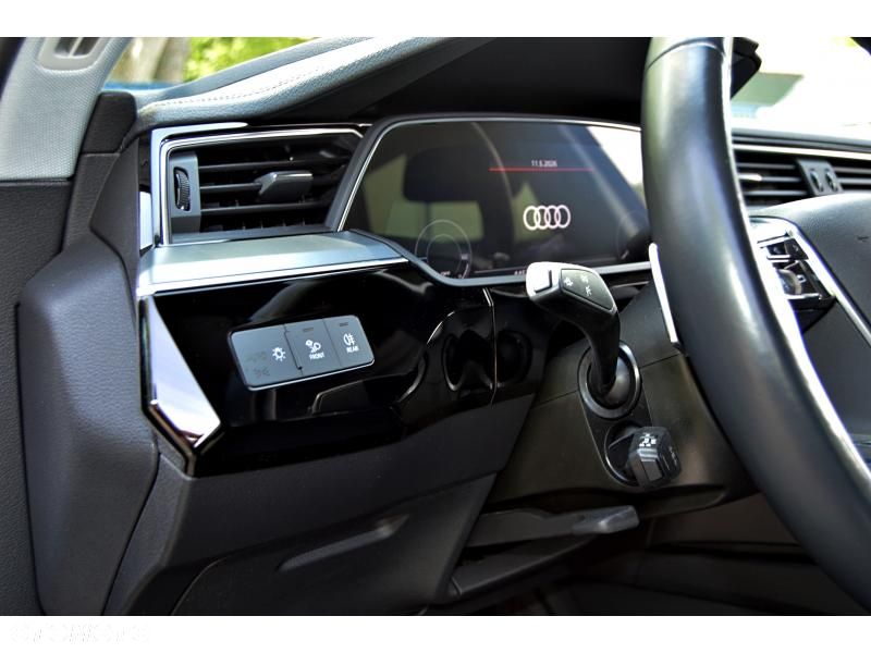 Audi e-tron 50 Quattro - 25