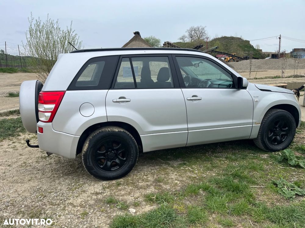 Suzuki Grand Vitara 2.0 TD Comfort - 2