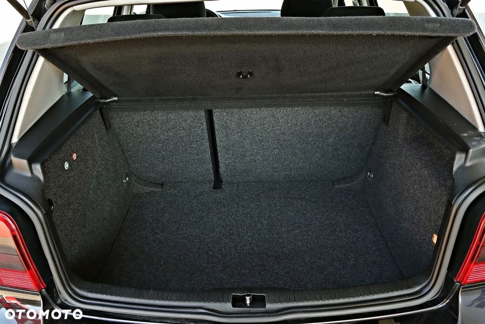 Volkswagen Golf 1.9 TDI Comfortline - 40
