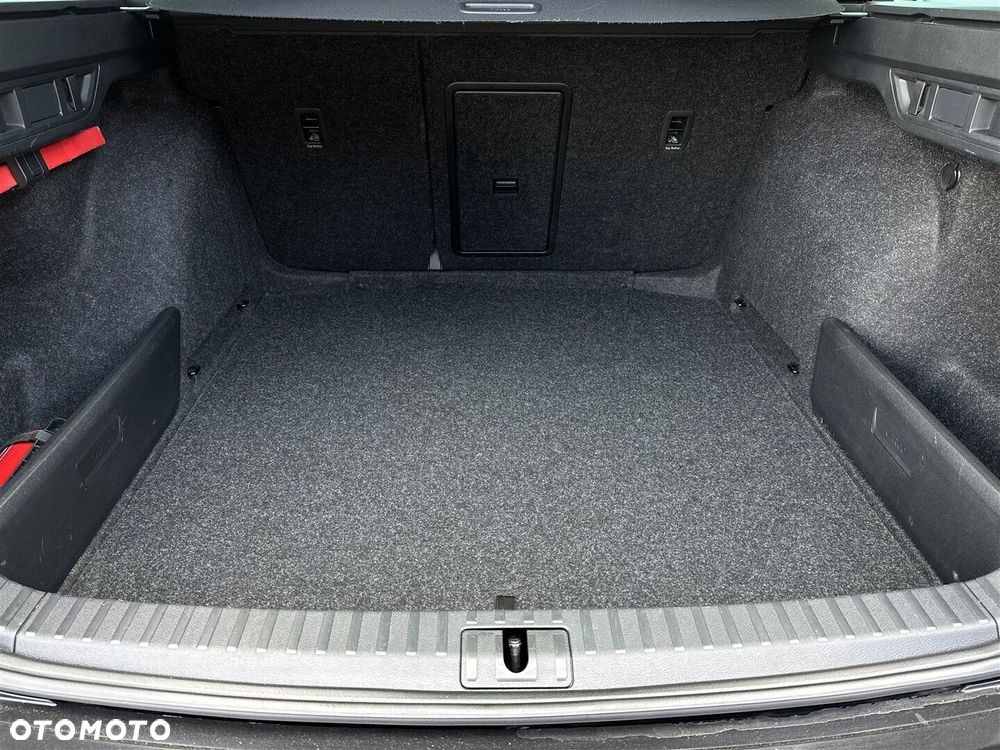 Skoda Octavia 2.0 TDI Style DSG - 11