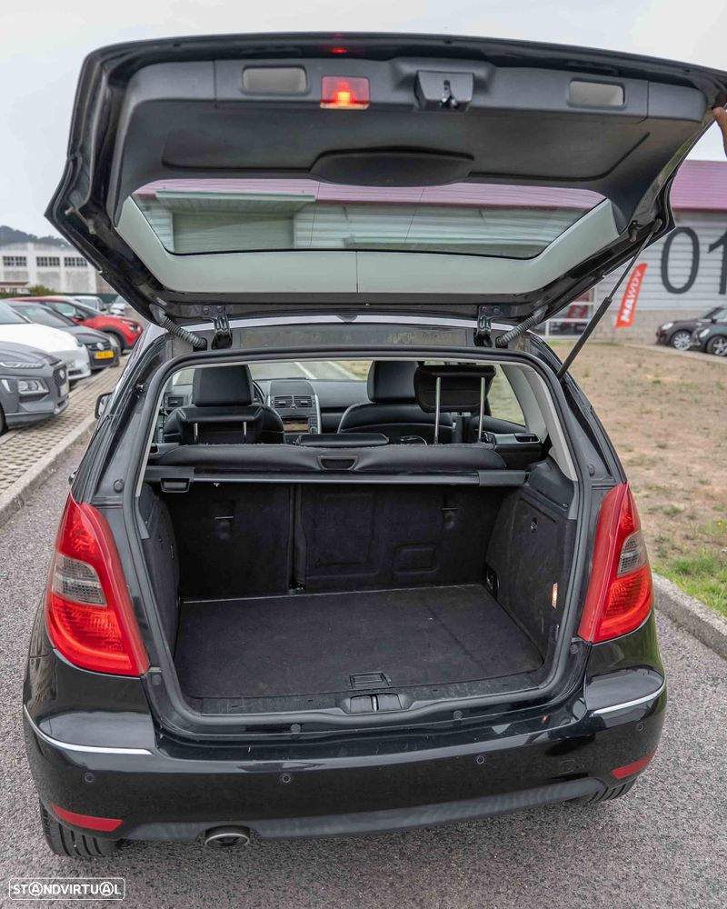 Mercedes-Benz A 180 CDI Autotronic Avantgarde - 30