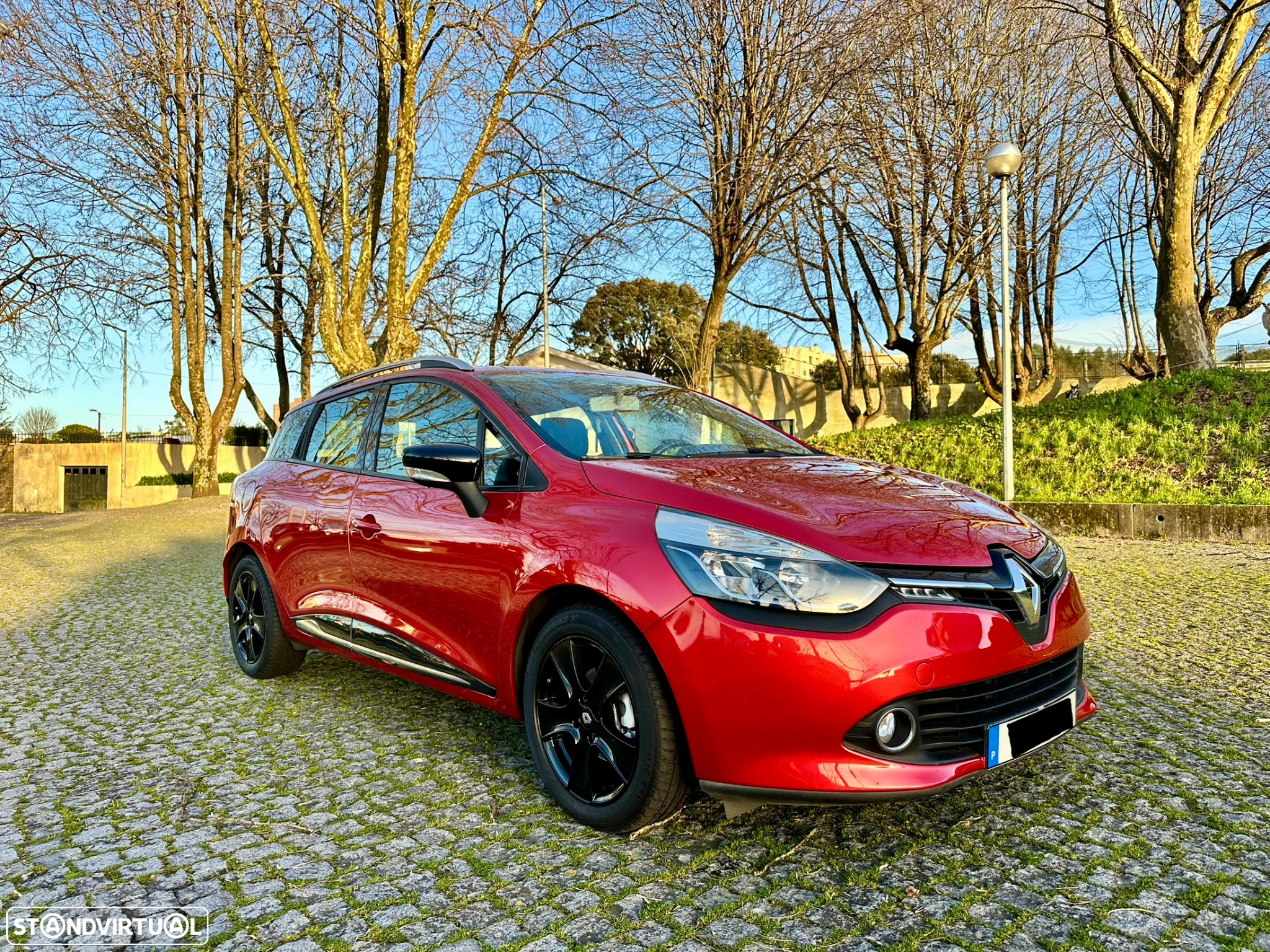 Renault Clio Sport Tourer 1.5 dCi Dynamique S - 9