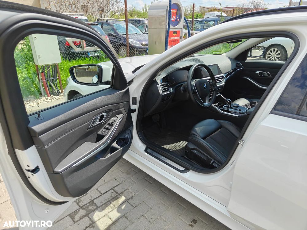 BMW Seria 3 318i Aut. Sport Line - 8