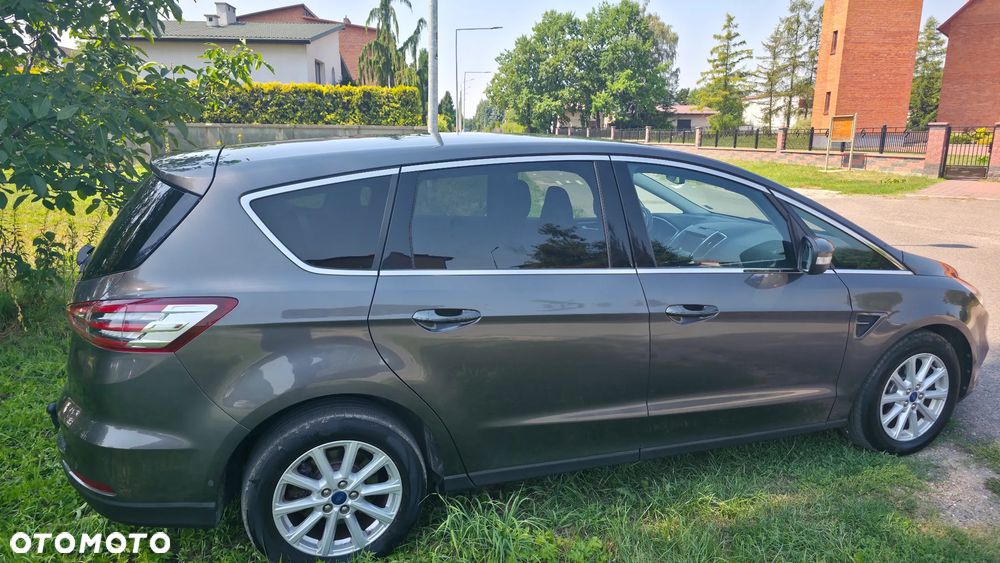 Ford S-Max - 8