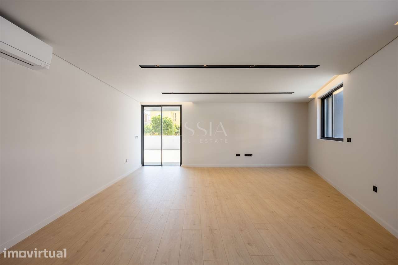 Apartamento T2 com Varandas no Centro de Gondomar - Grande imagem: 3/29