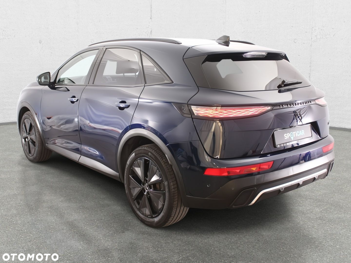 DS Automobiles DS 7 Crossback 1.5 BlueHDi Performance Line + - 6