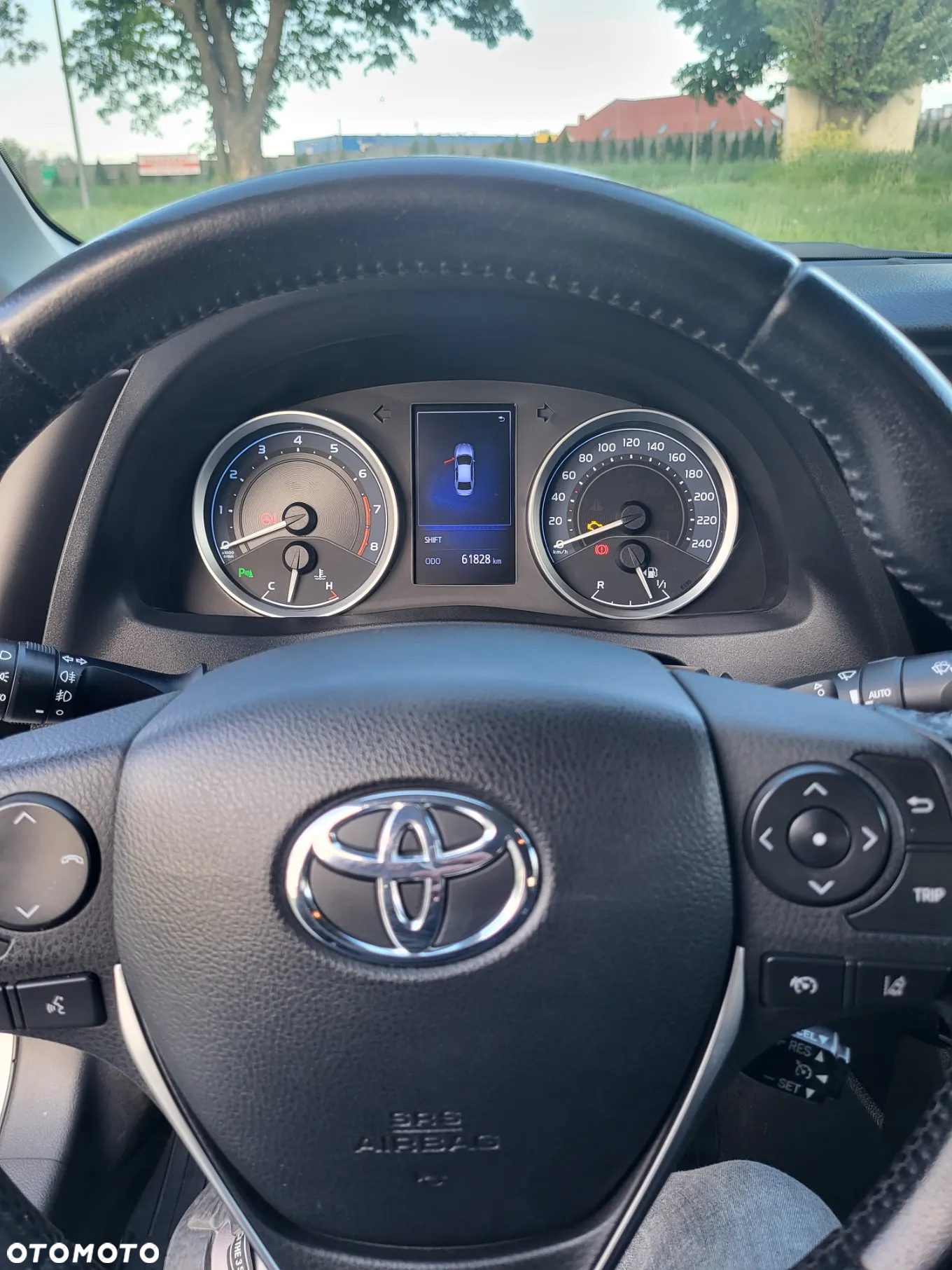 Toyota Corolla 1.6 Prestige EU6 - 19