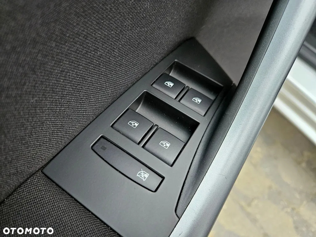 Opel Astra - 27