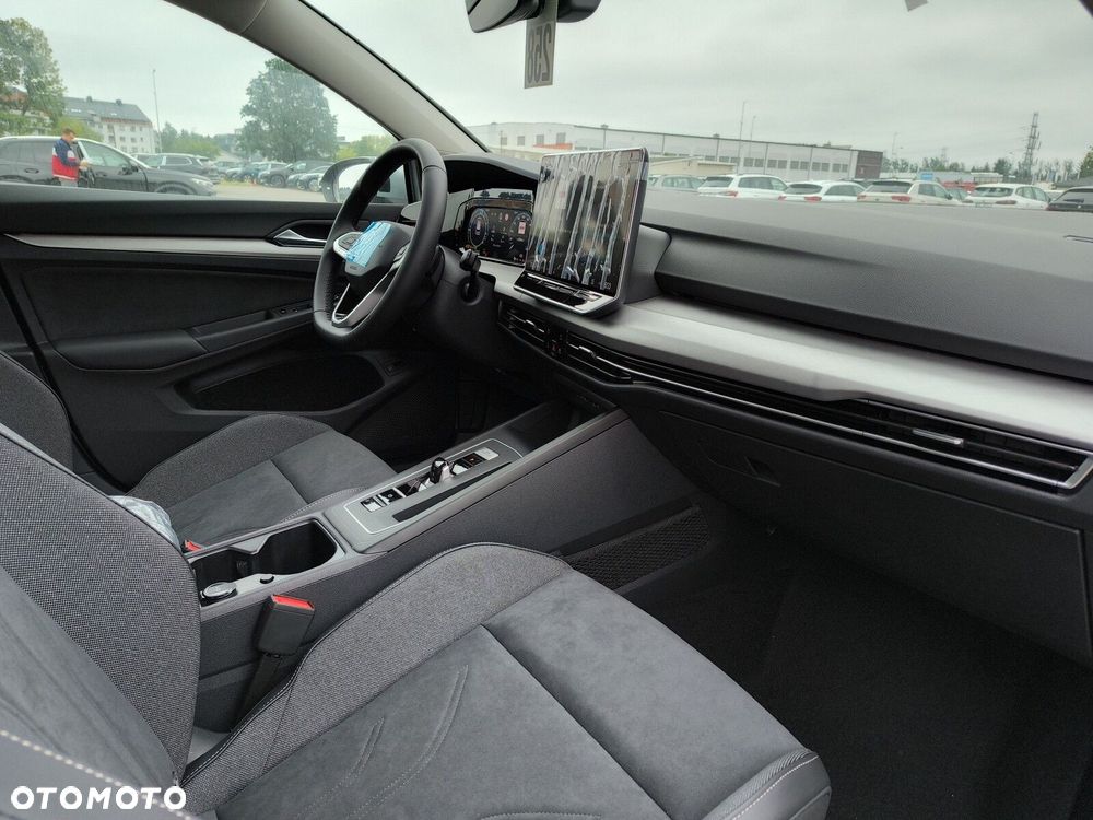 Volkswagen Golf - 13