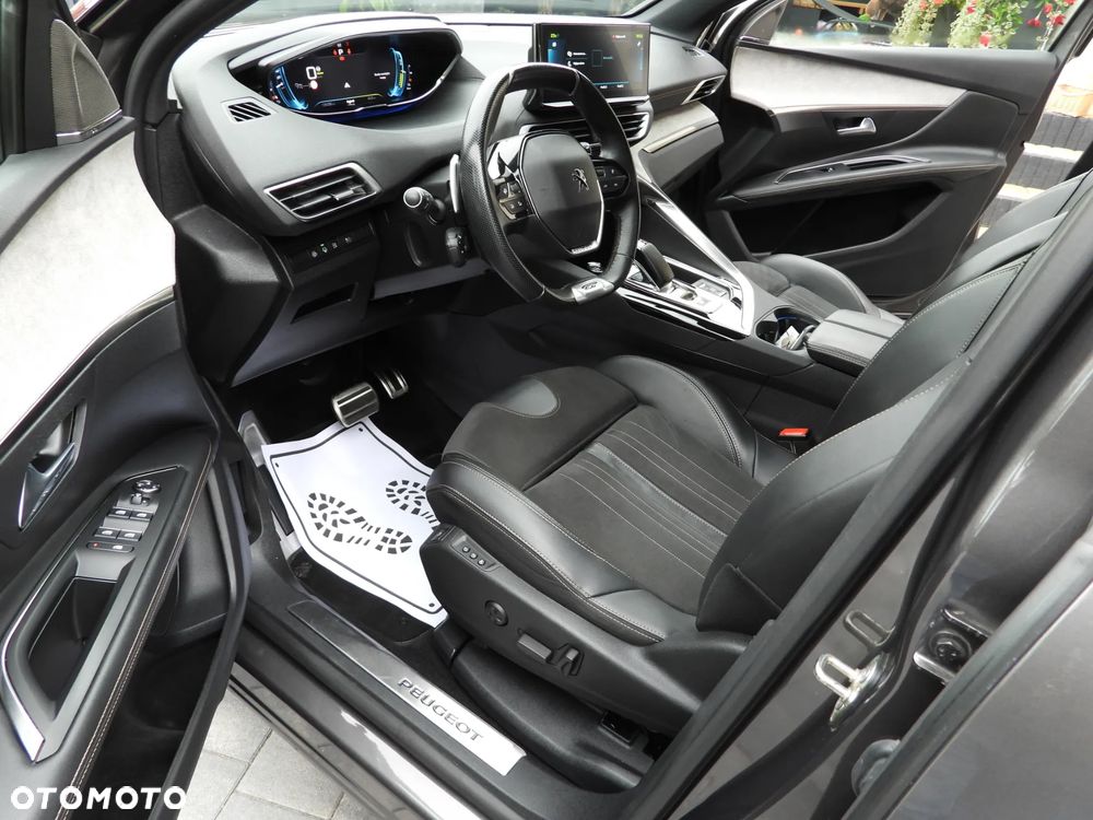 Peugeot 3008 225 e-EAT8 GT - 3