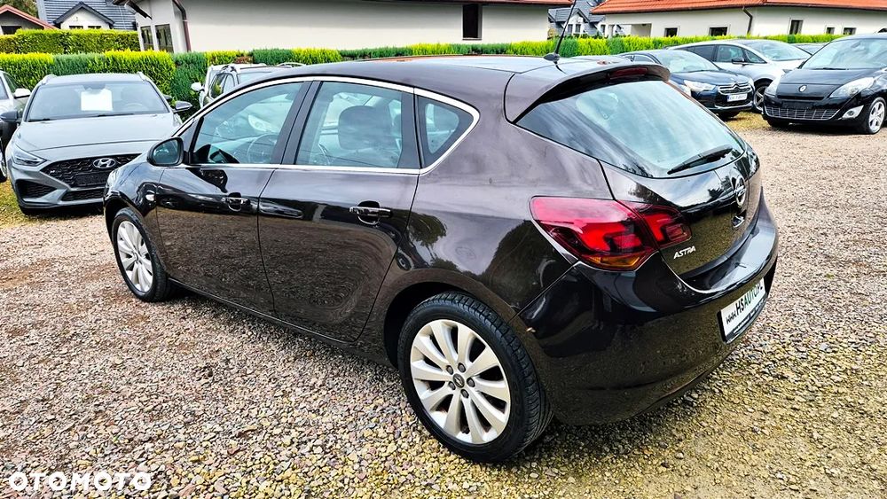 Opel Astra 1.4 Cosmo - 20