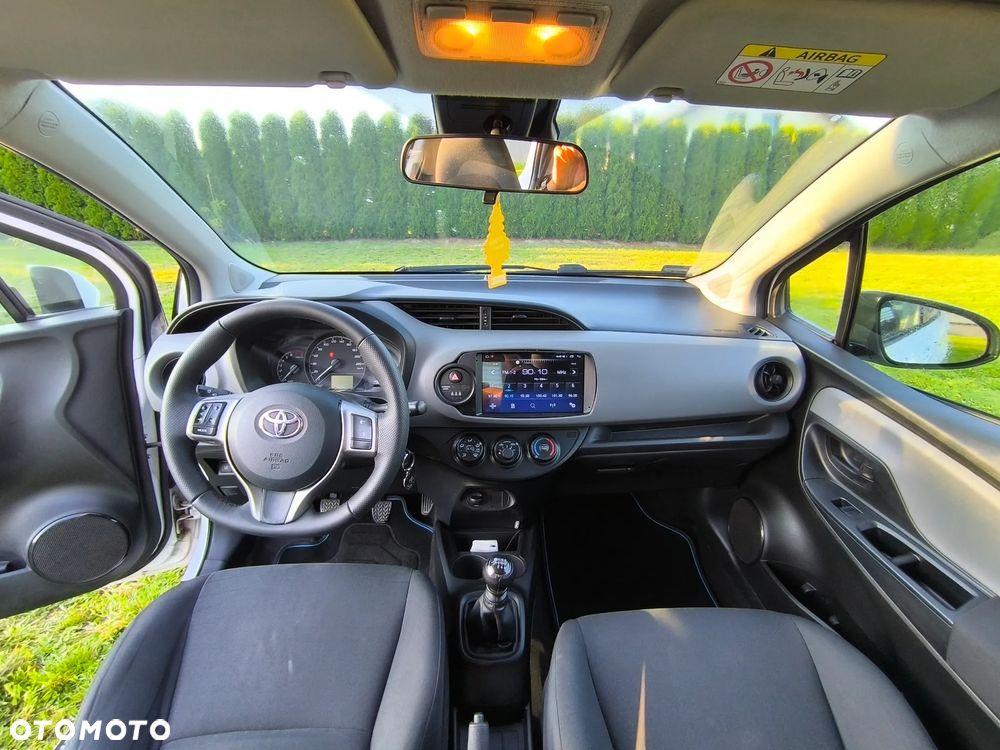 Toyota Yaris 1.5 Active - 13