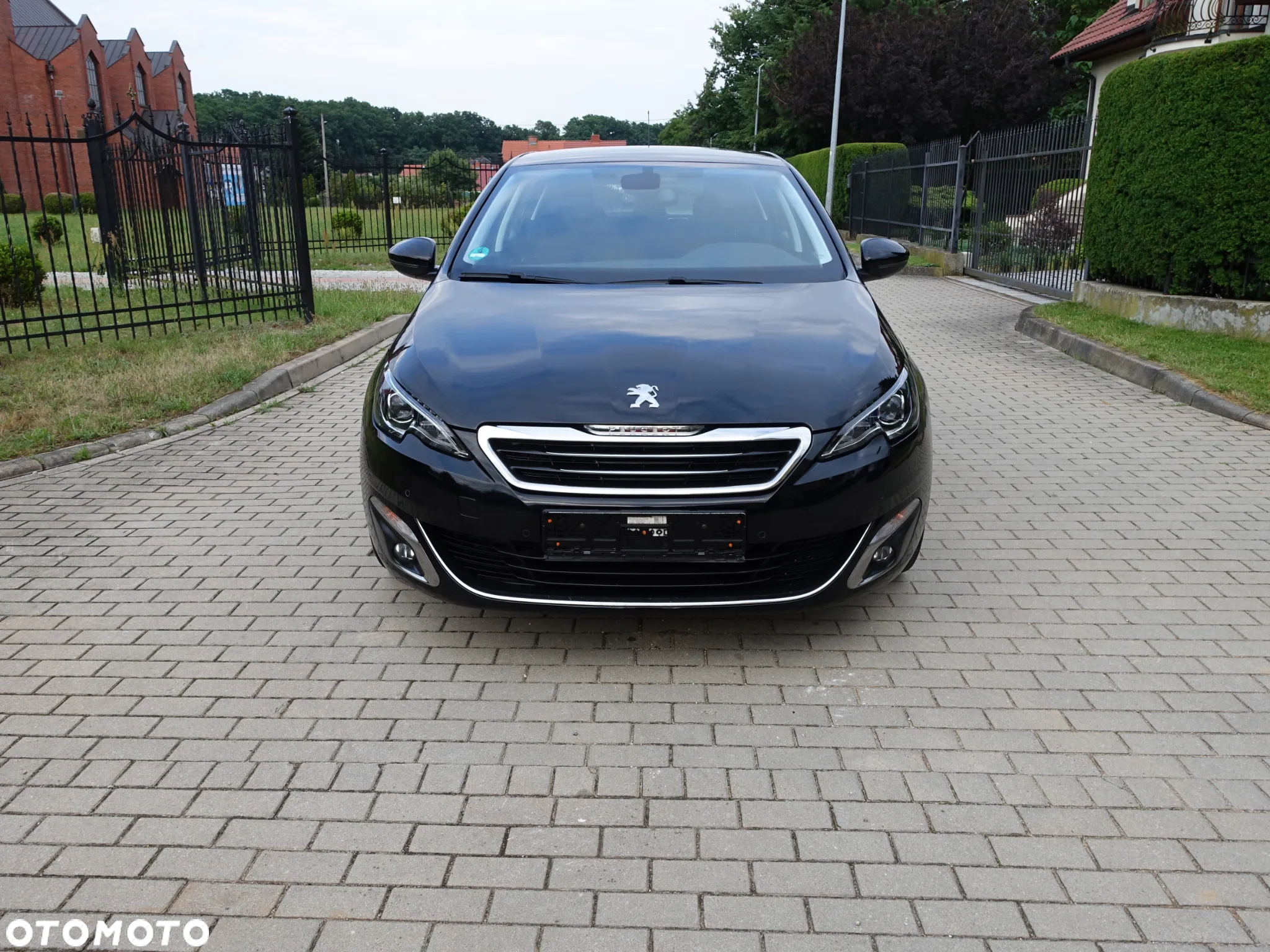 Peugeot 308 1.2 PureTech GPF Allure Pack S&S - 2