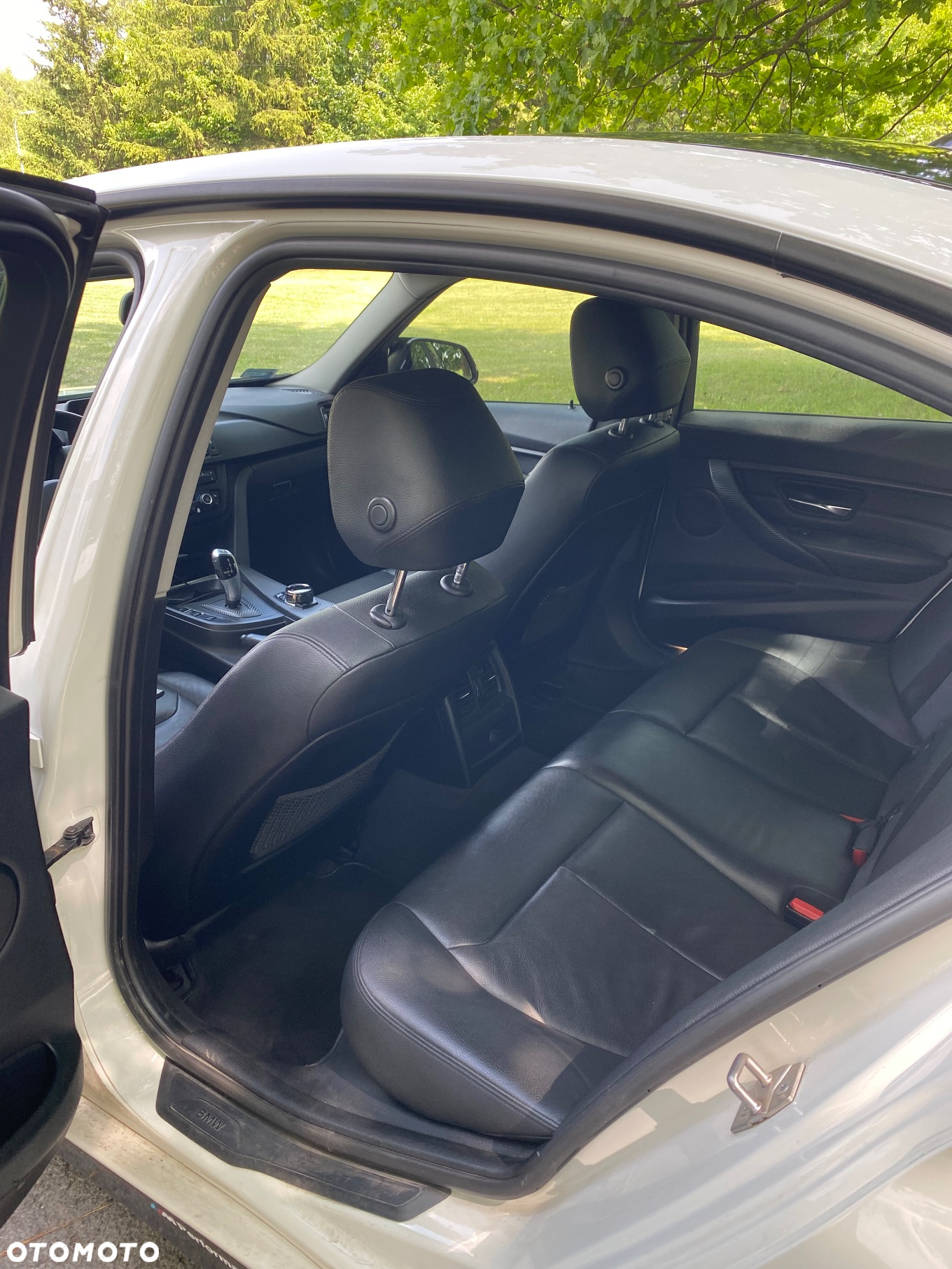 BMW Seria 3 320d Touring Luxury Line - 22