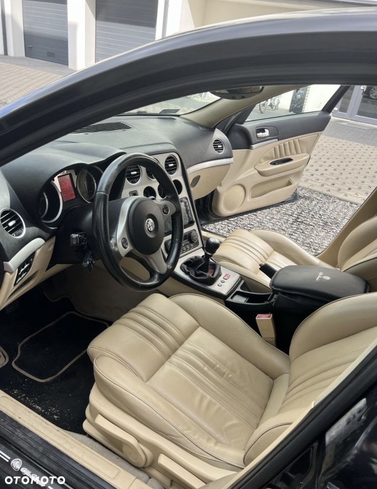 Alfa Romeo 159 - 6